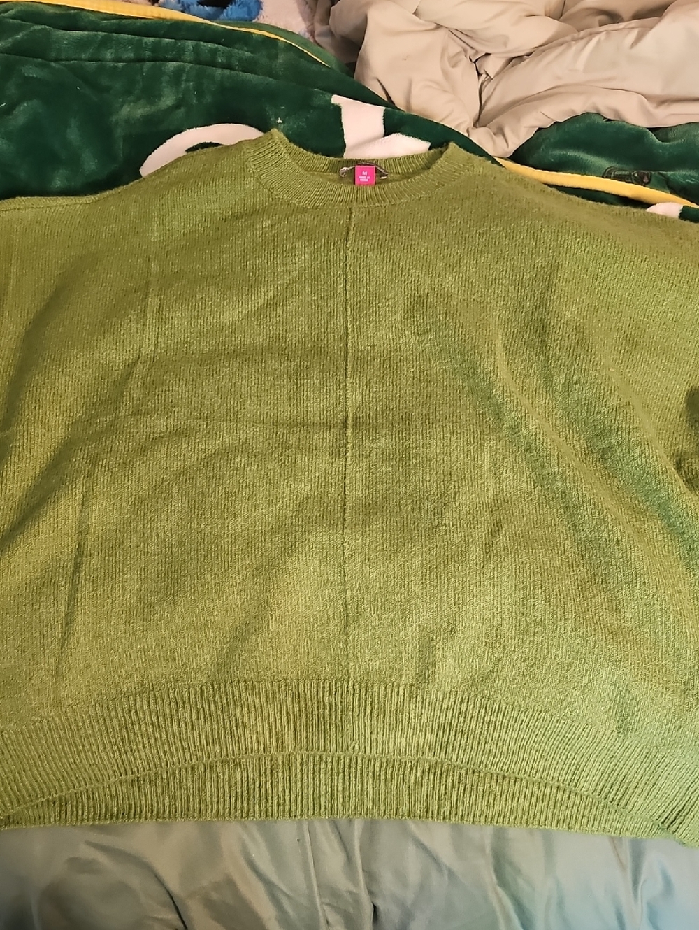 Vince Camuto Green Sweater NWT - Picture 1 of 7